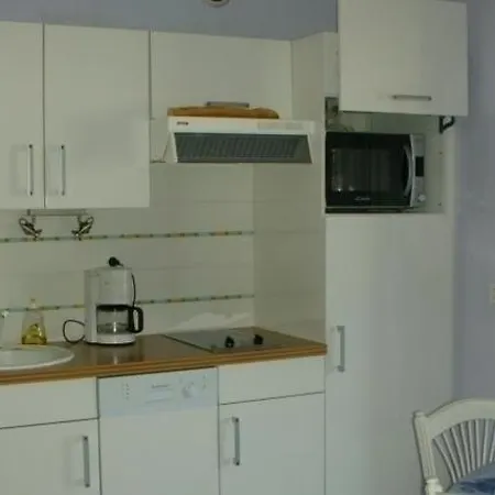 Rental Apartment Le Garden - Royan 호텔 로양