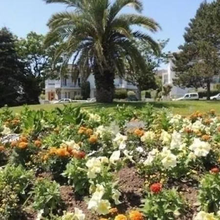 Rental Apartment Le Garden - Royan 로양